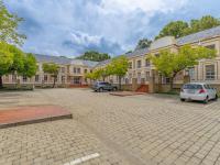  of property in Bruma