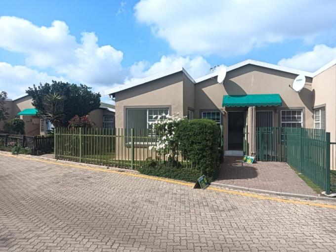 2 Bedroom Simplex for Sale For Sale in Meyersdal - MR710063