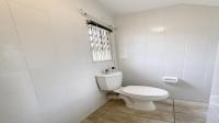 Bathroom 1 of property in Weltevreden Park