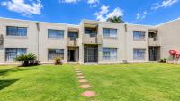 Front View of property in Weltevreden Park