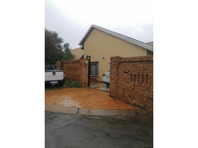 3 Bedroom House for Sale For Sale in Diepkloof - MR710084
