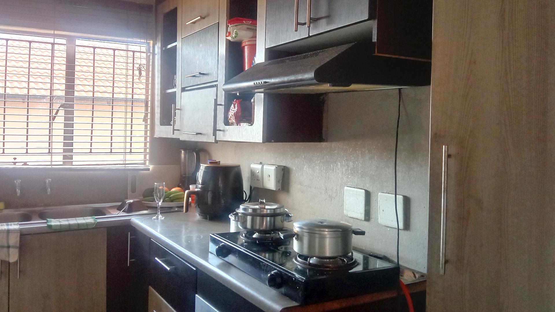 Kitchen of property in Tasbetpark