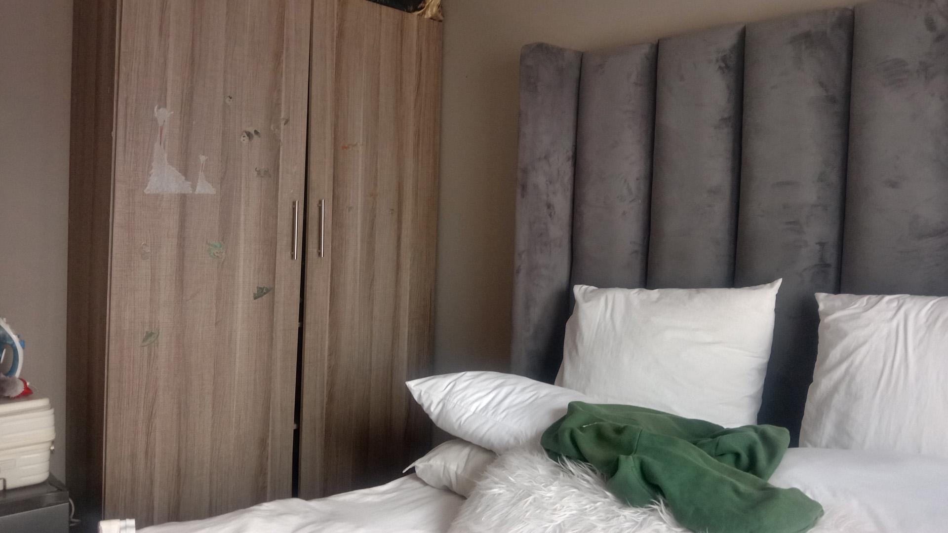 Bed Room 1 of property in Tasbetpark