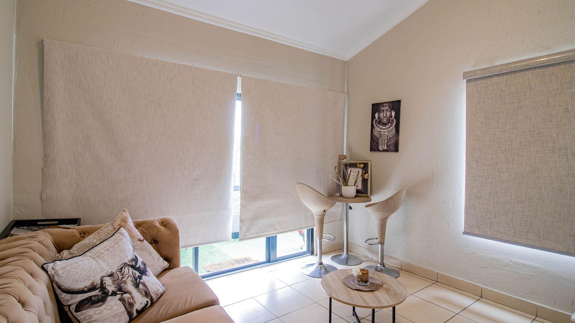 Lounges of property in Jackal Creek Golf Estate