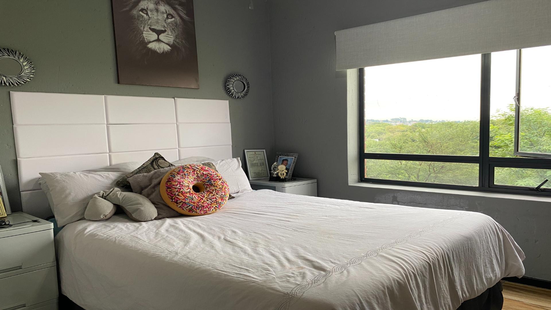 Bed Room 1 of property in Jackal Creek Golf Estate