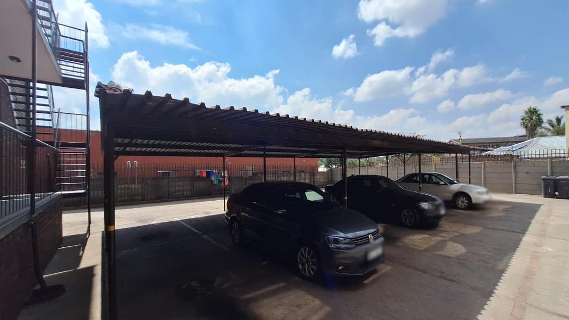 Front View of property in Germiston South