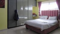 Bed Room 1 - 15 square meters of property in Mid-ennerdale