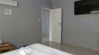 Bed Room 1 - 15 square meters of property in Mid-ennerdale