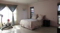 Main Bedroom - 30 square meters of property in Mid-ennerdale