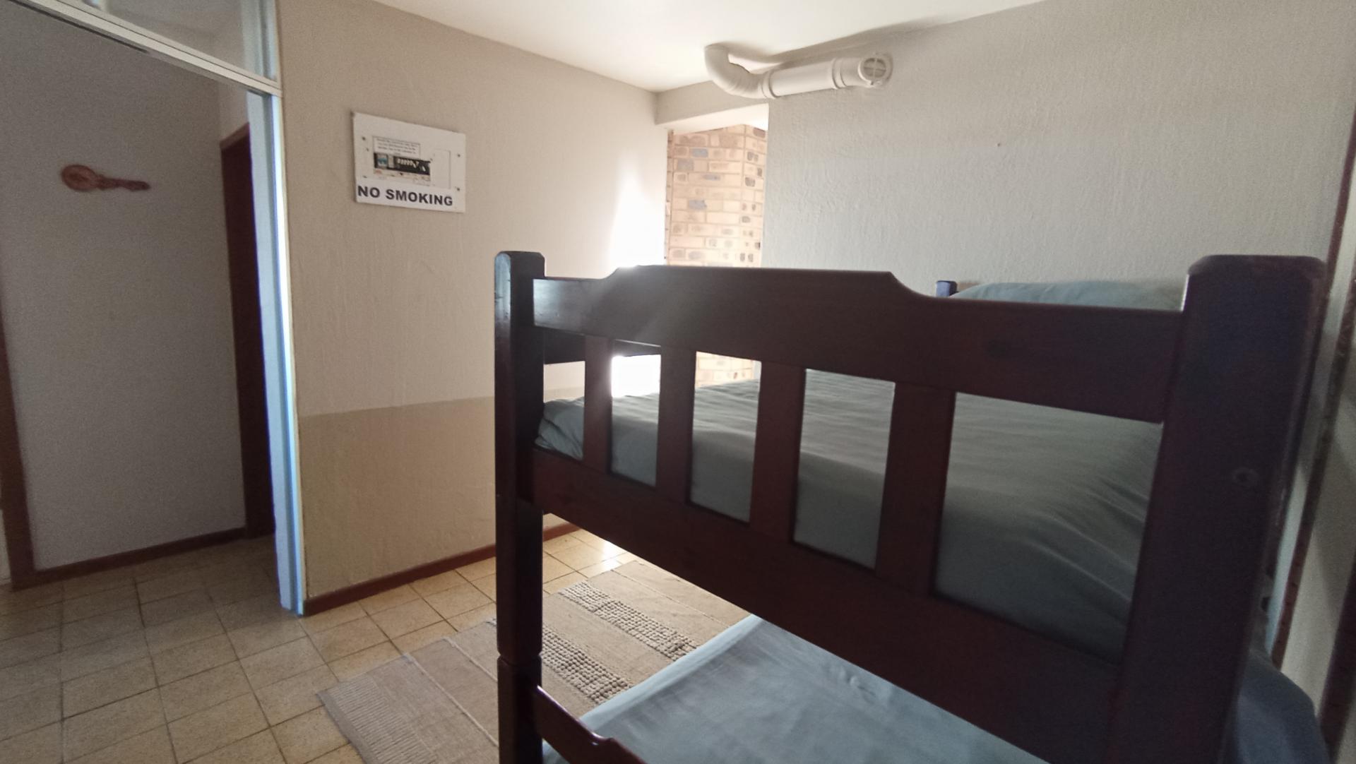 Spaces of property in Port Edward