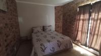 Bed Room 1 of property in Port Edward