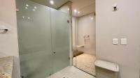 Main Bathroom - 15 square meters of property in Sandown