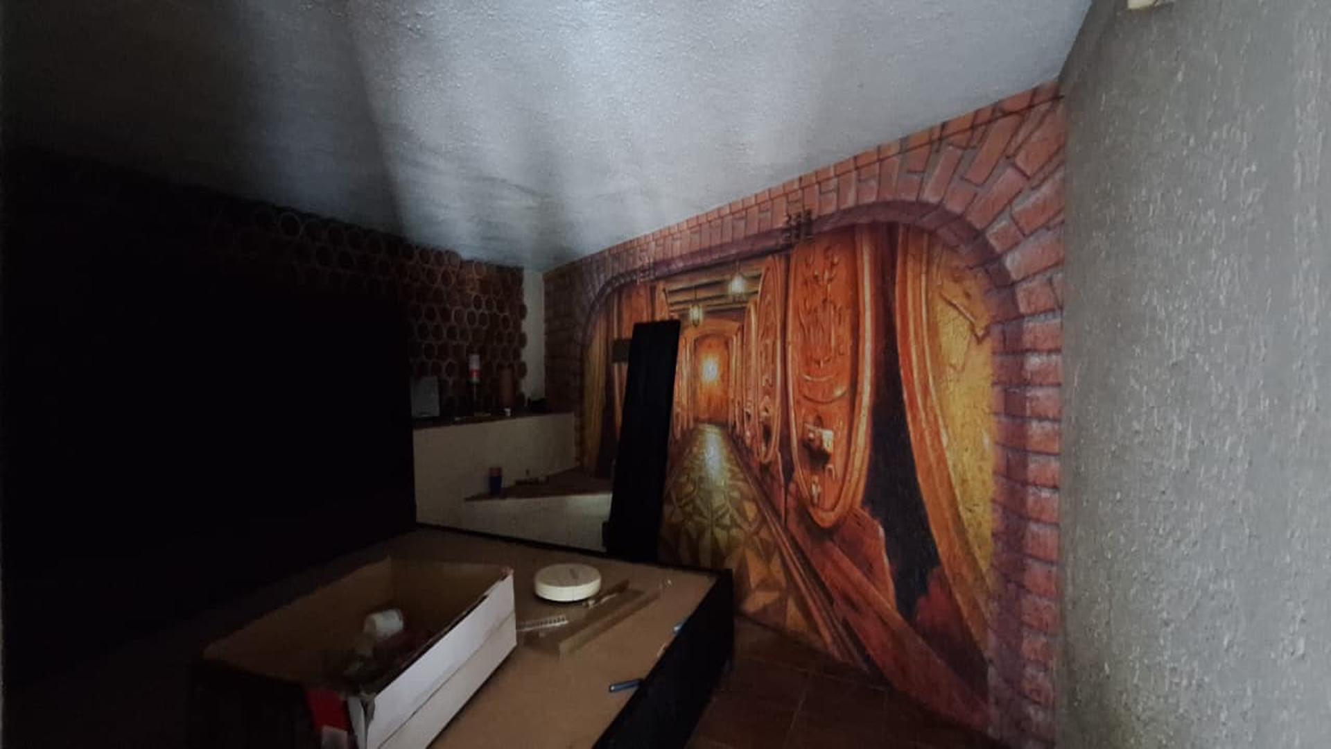 Store Room - 18 square meters of property in Northcliff