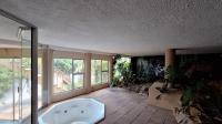Entertainment - 121 square meters of property in Northcliff