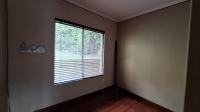 Bed Room 2 - 12 square meters of property in Northcliff