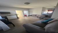 Lounges - 15 square meters of property in Fleurhof