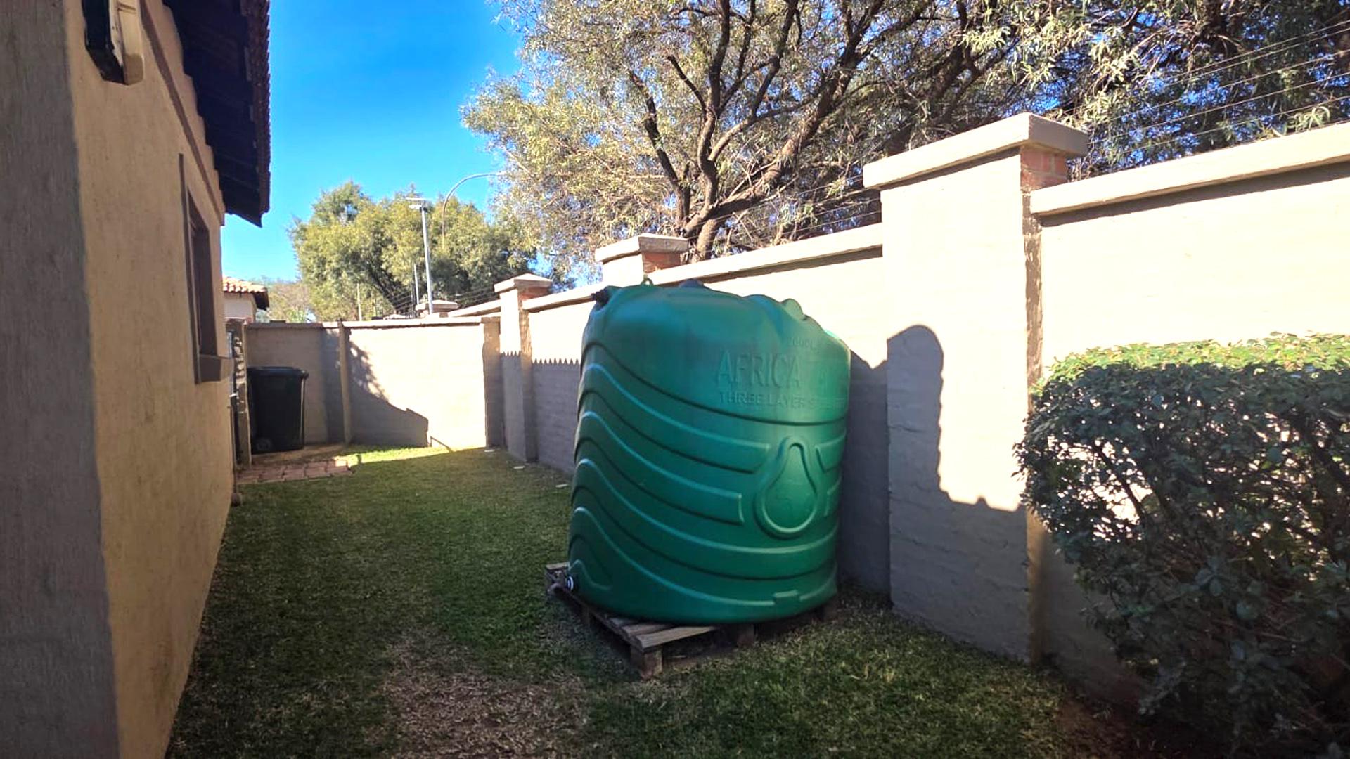 Backyard of property in Delmas