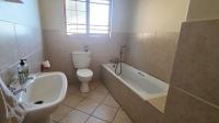 Bathroom 1 of property in Delmas