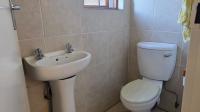 Bathroom 2 of property in Delmas