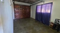 Garage of property in Delmas