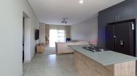 Kitchen - 17 square meters of property in Die Hoewes