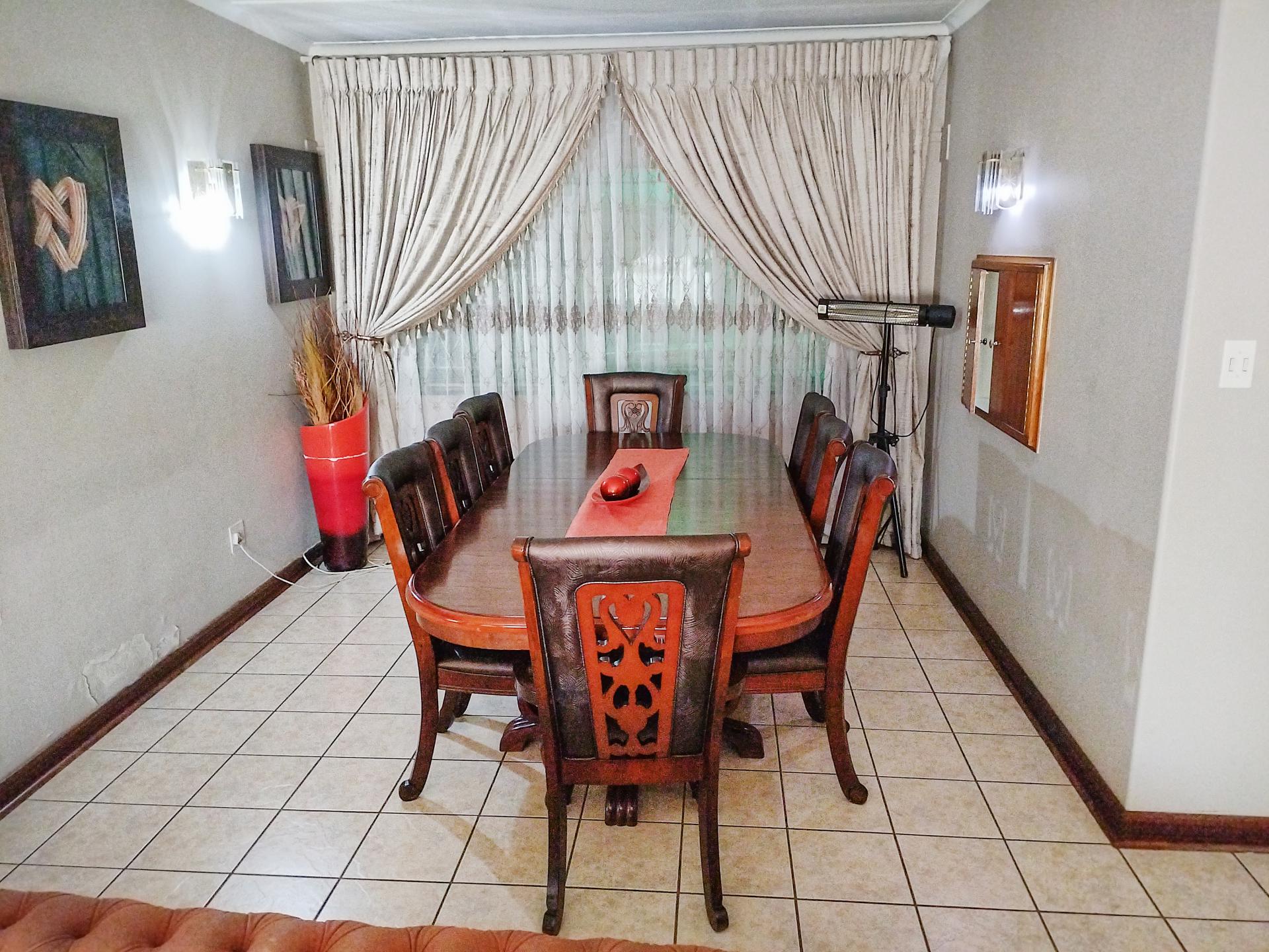  of property in Lindhaven