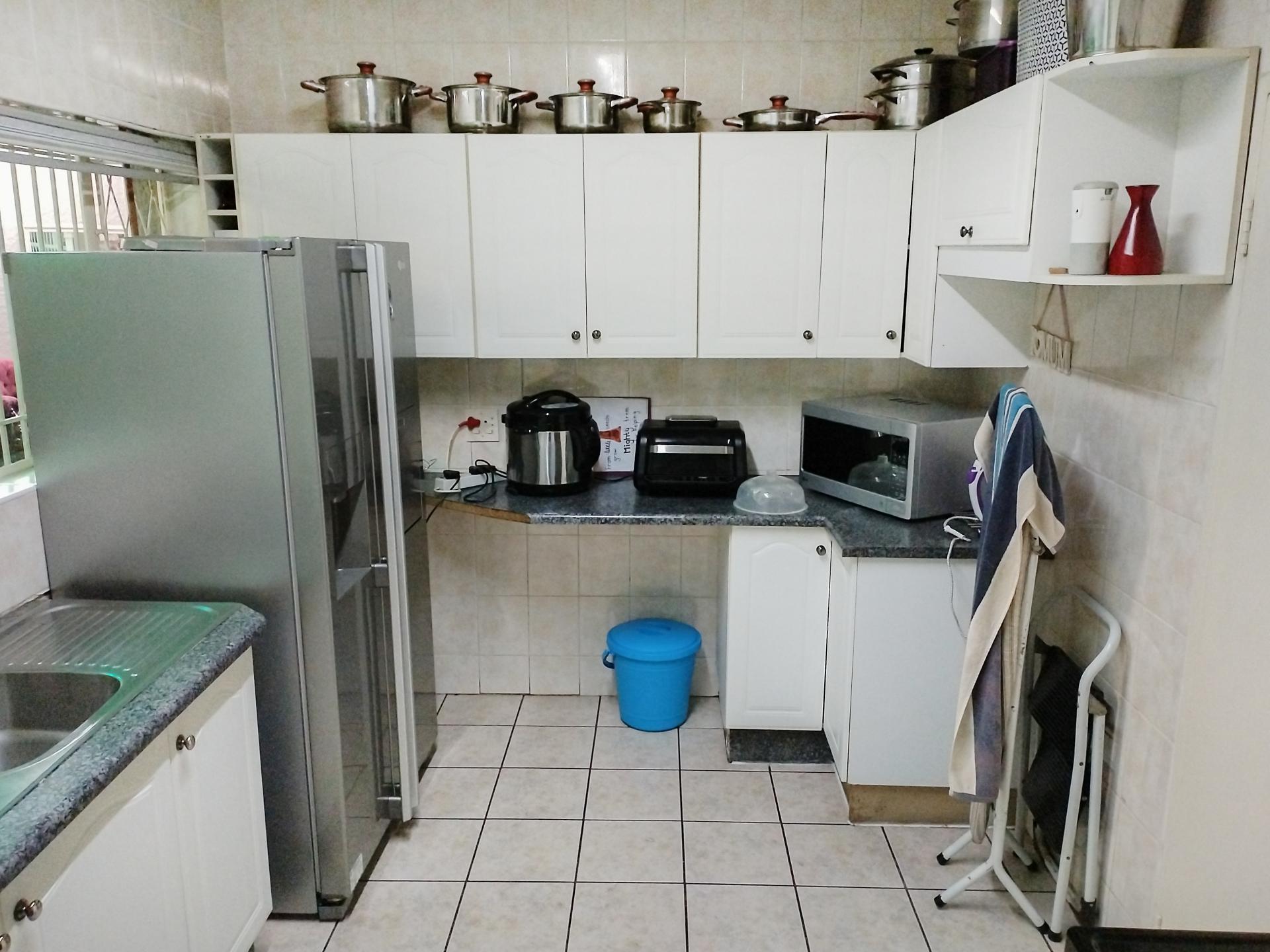  of property in Lindhaven