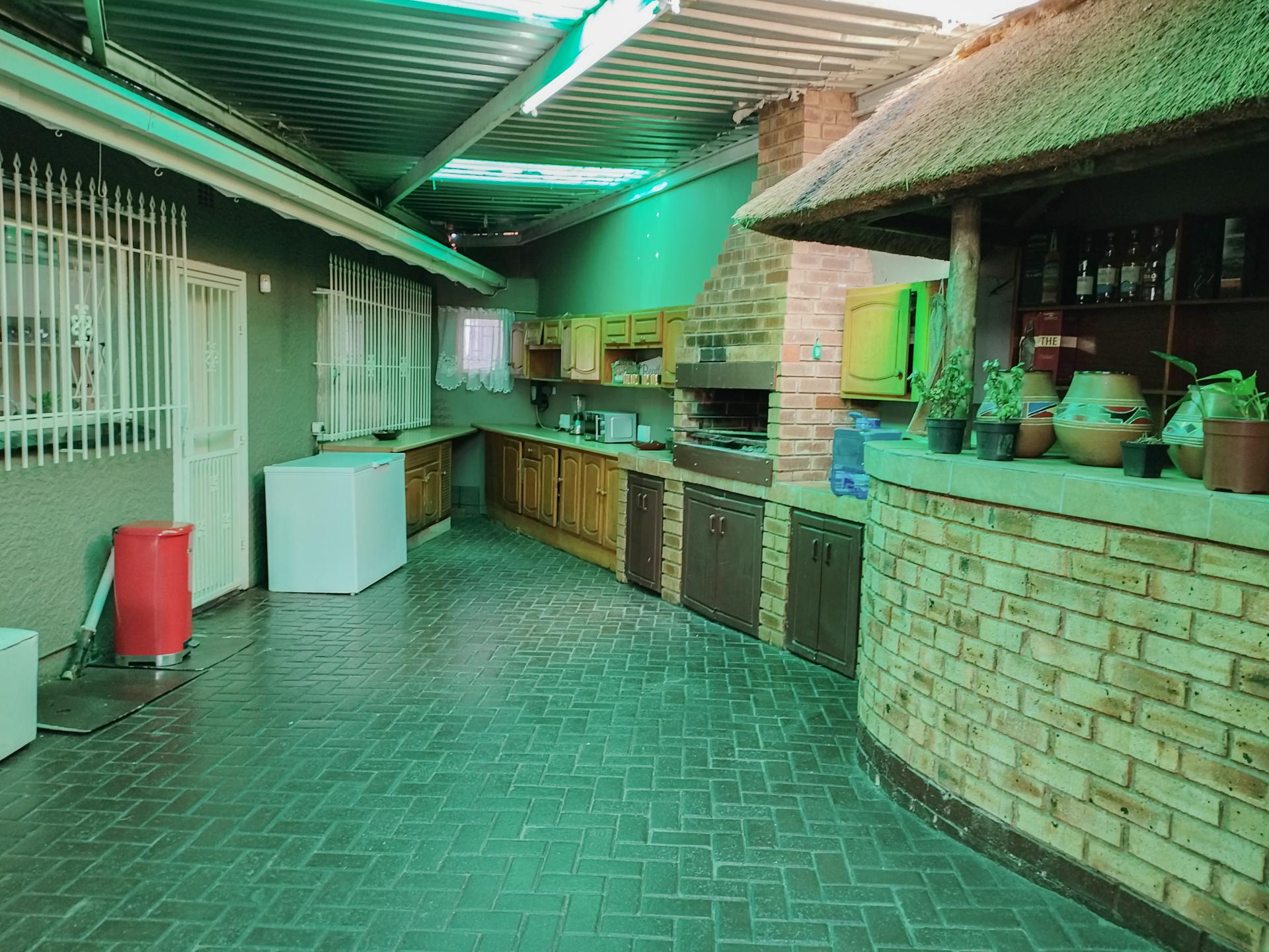  of property in Lindhaven