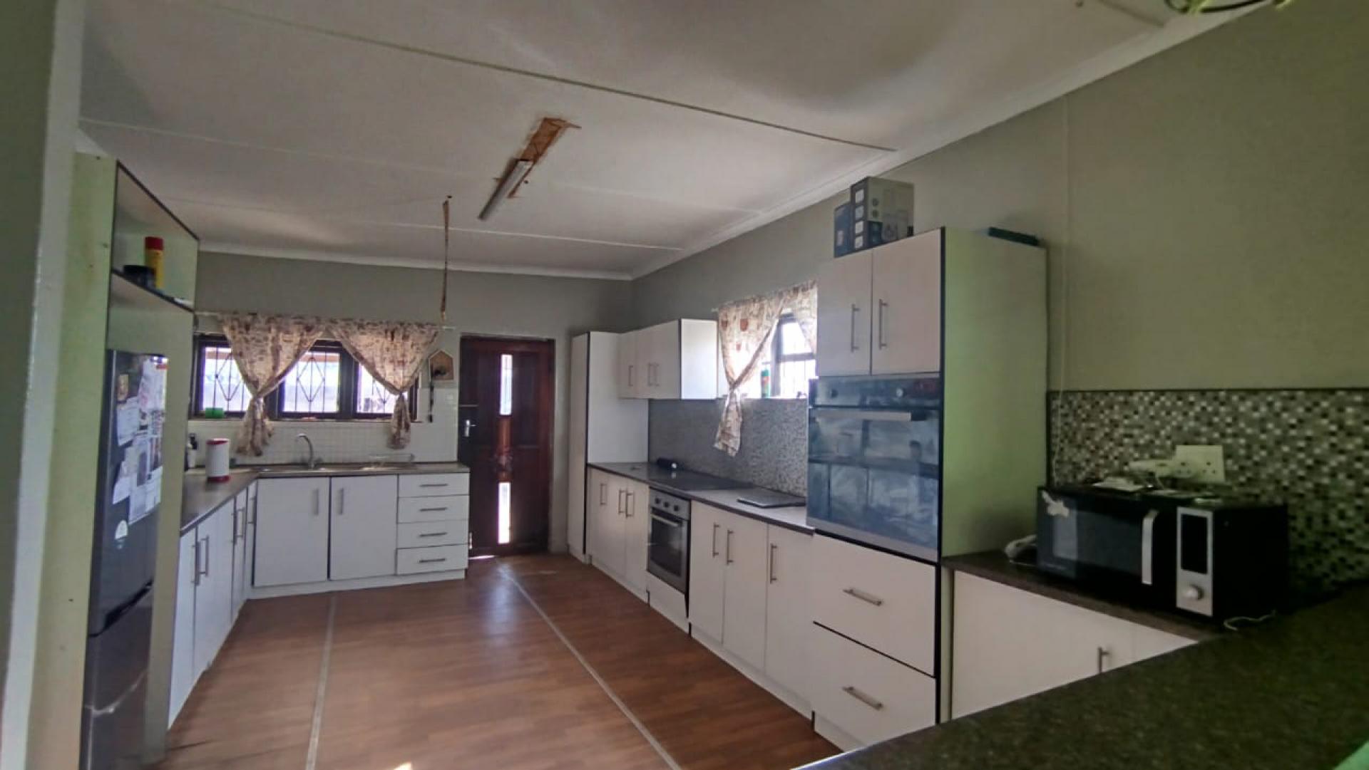Kitchen of property in Napier