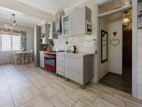  of property in Linmeyer