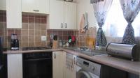 Kitchen - 7 square meters of property in Meredale