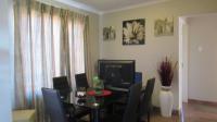 Dining Room - 10 square meters of property in Meredale