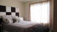 Main Bedroom - 13 square meters of property in Meredale