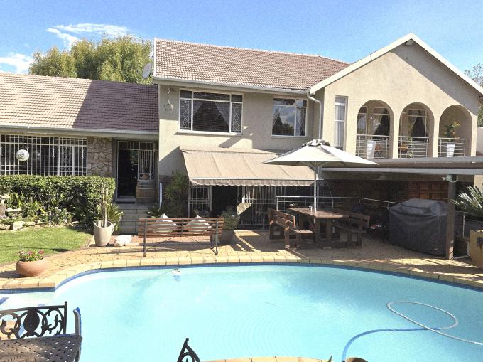 4 Bedroom House for Sale For Sale in Eden Glen - MR710234