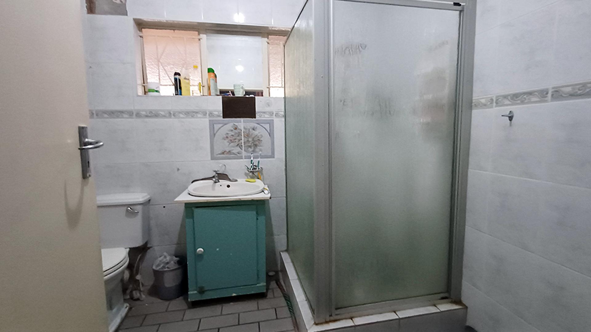 Bathroom 1 of property in Bela-Bela (Warmbad)