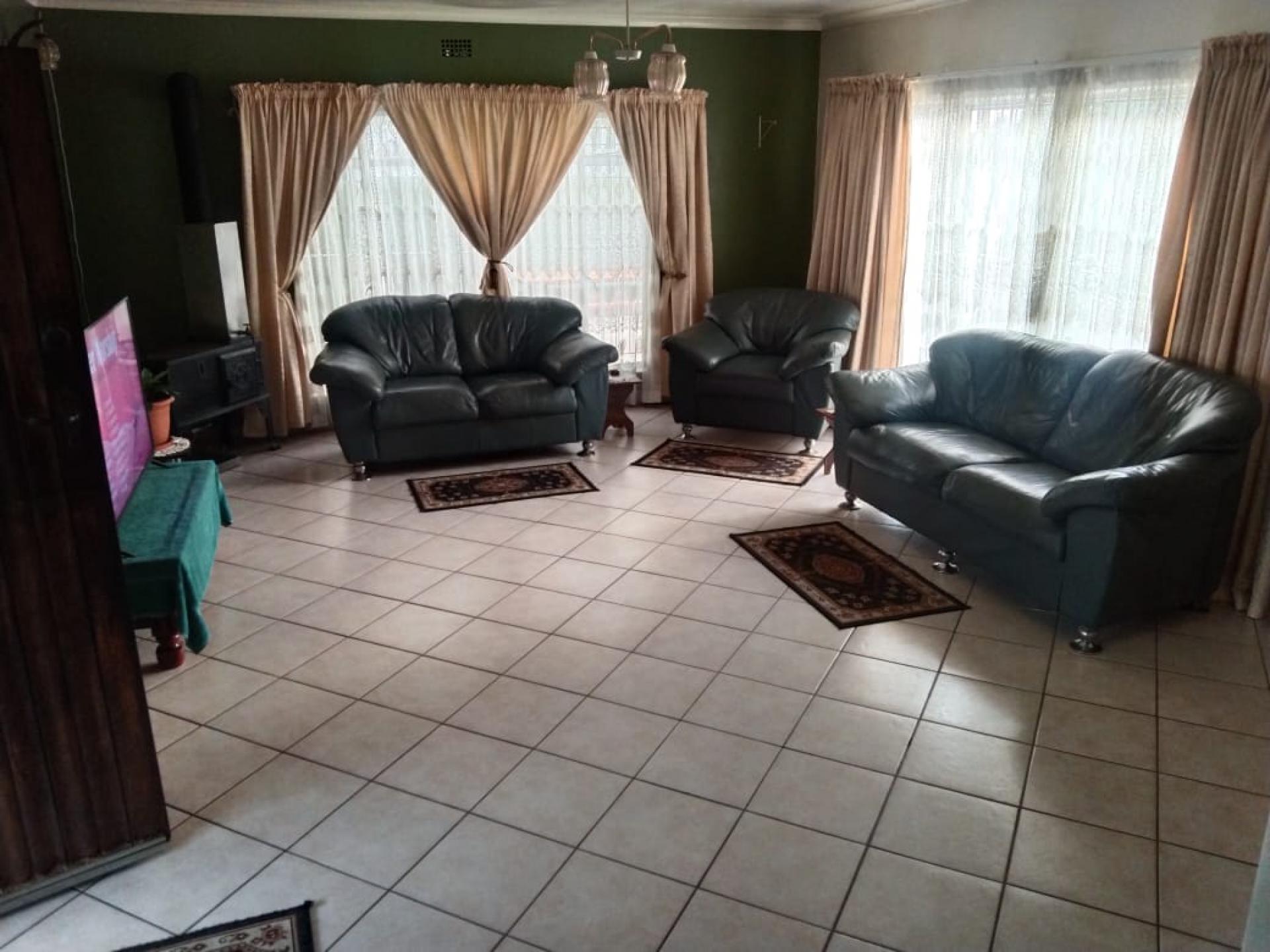  of property in Crown Gardens