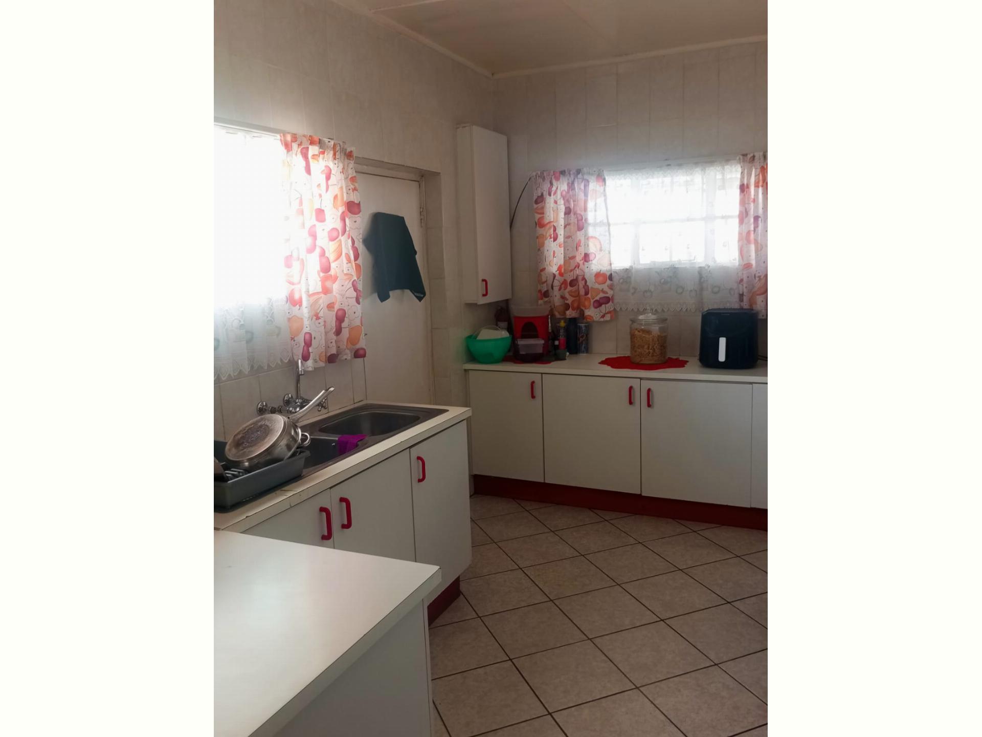  of property in Crown Gardens