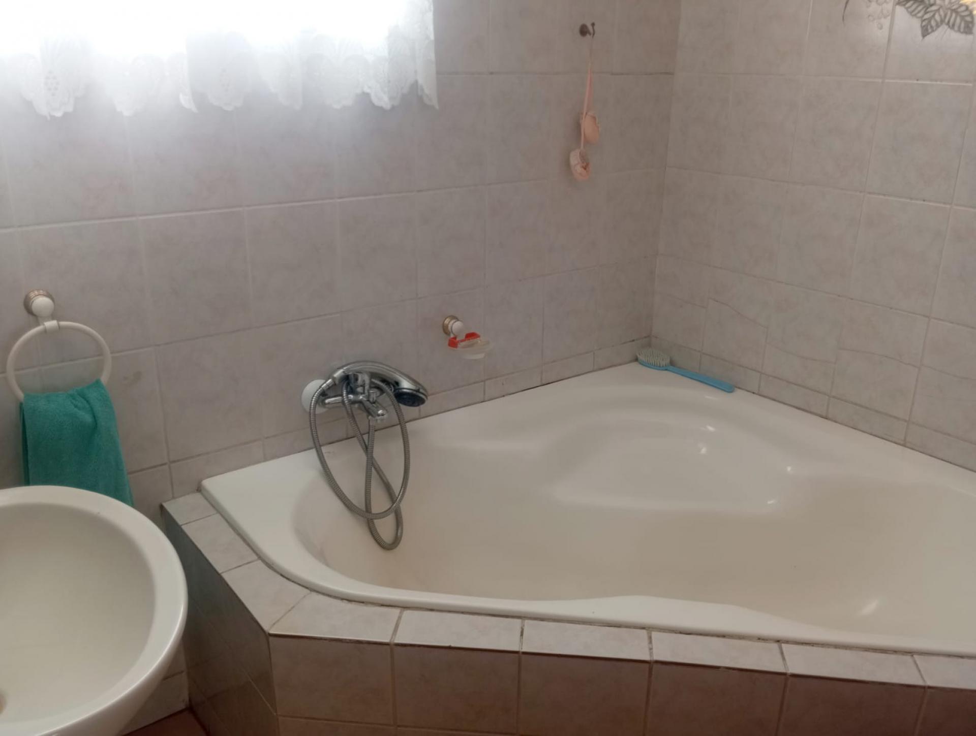  of property in Crown Gardens