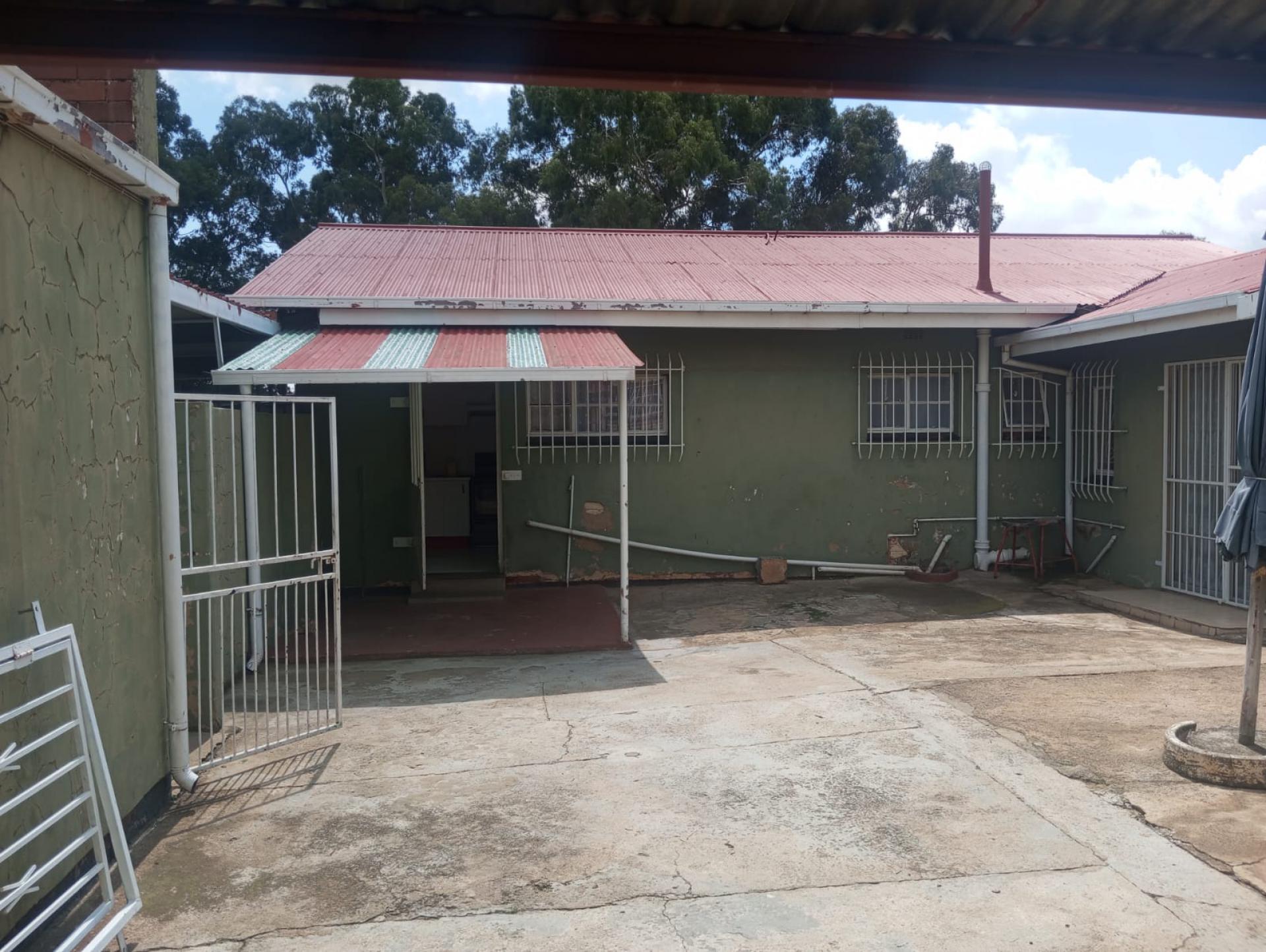  of property in Crown Gardens