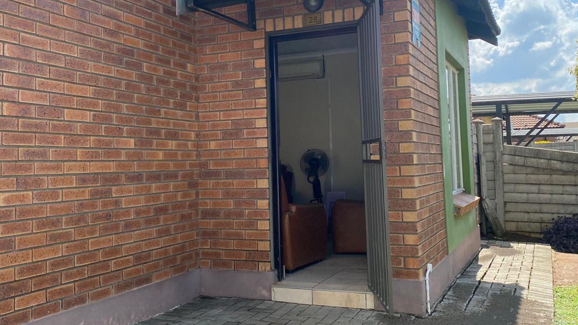 Front View of property in Waterkloof (Rustenburg)
