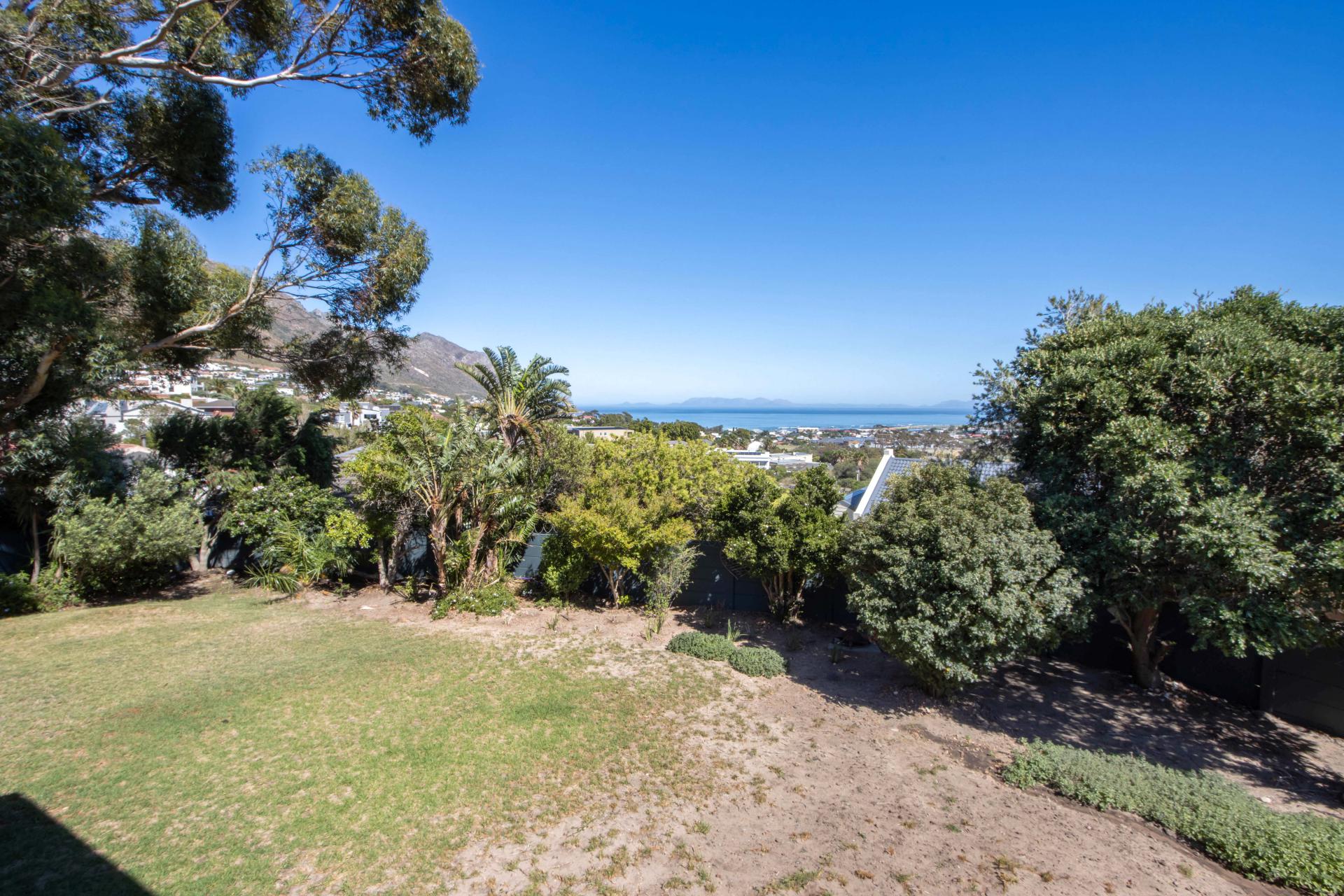  of property in Gordons Bay