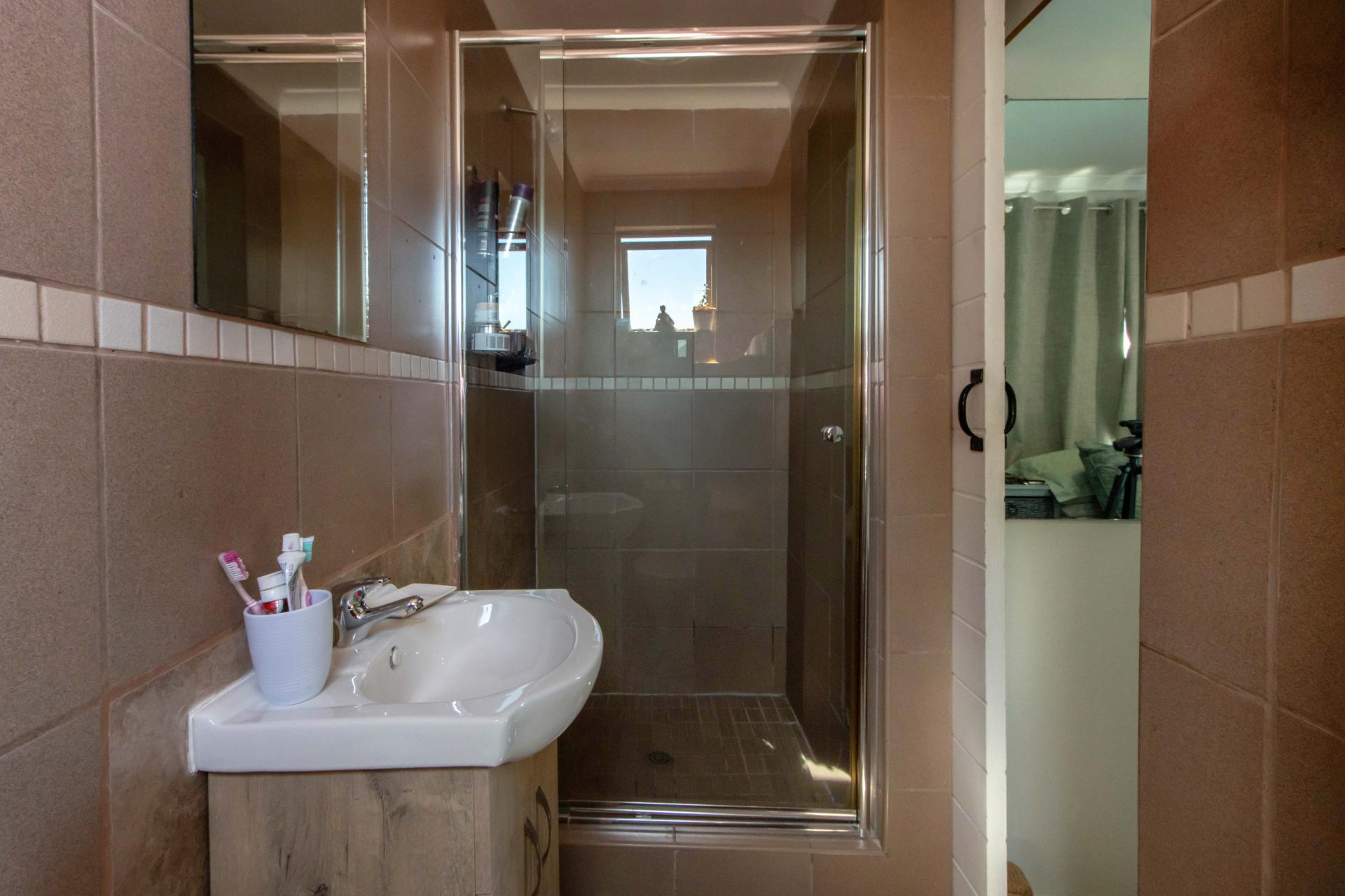  of property in Gordons Bay