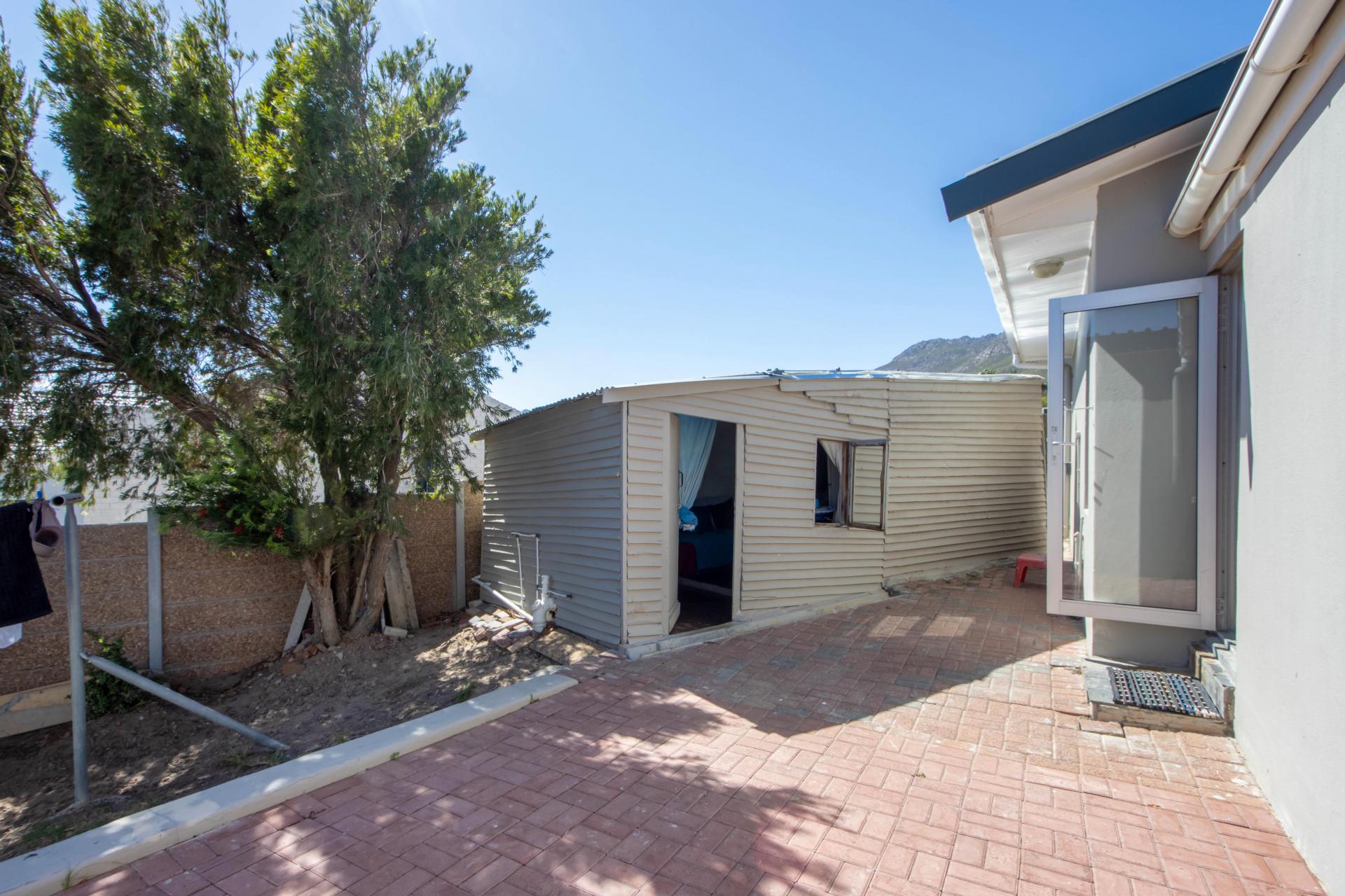  of property in Gordons Bay