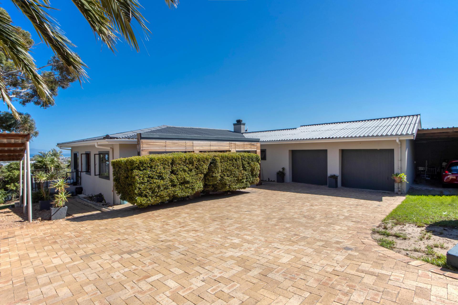  of property in Gordons Bay