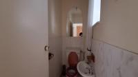 Guest Toilet - 3 square meters of property in Benoni