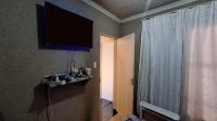 Bed Room 1 - 10 square meters of property in Orion Park