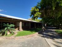 of property in Oudtshoorn