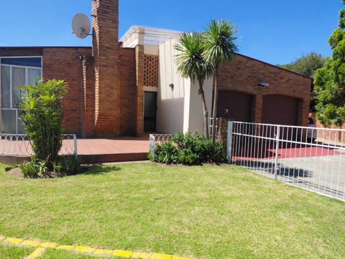 4 Bedroom House for Sale For Sale in Nigel - MR710340