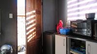 Kitchen - 5 square meters of property in Lakeside - (Vereeniging)