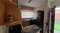 Kitchen - 12 square meters of property in Edleen